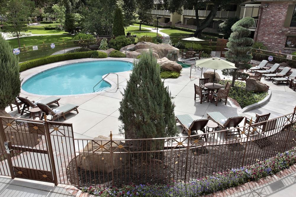 Paso Robles Inn 4*