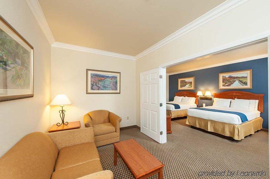 Hotel Express & - By Ihg
