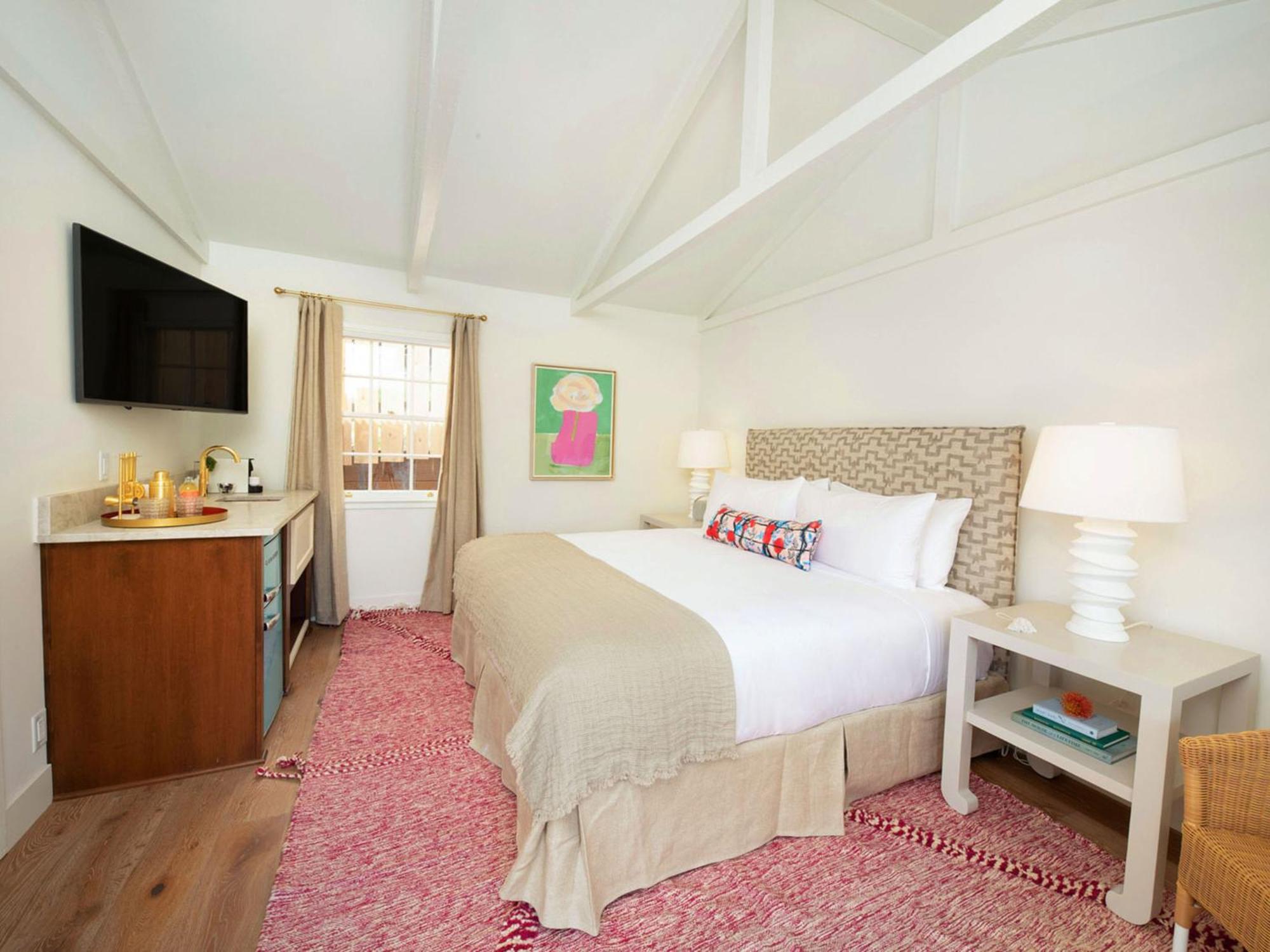 Paso Hotel 3*