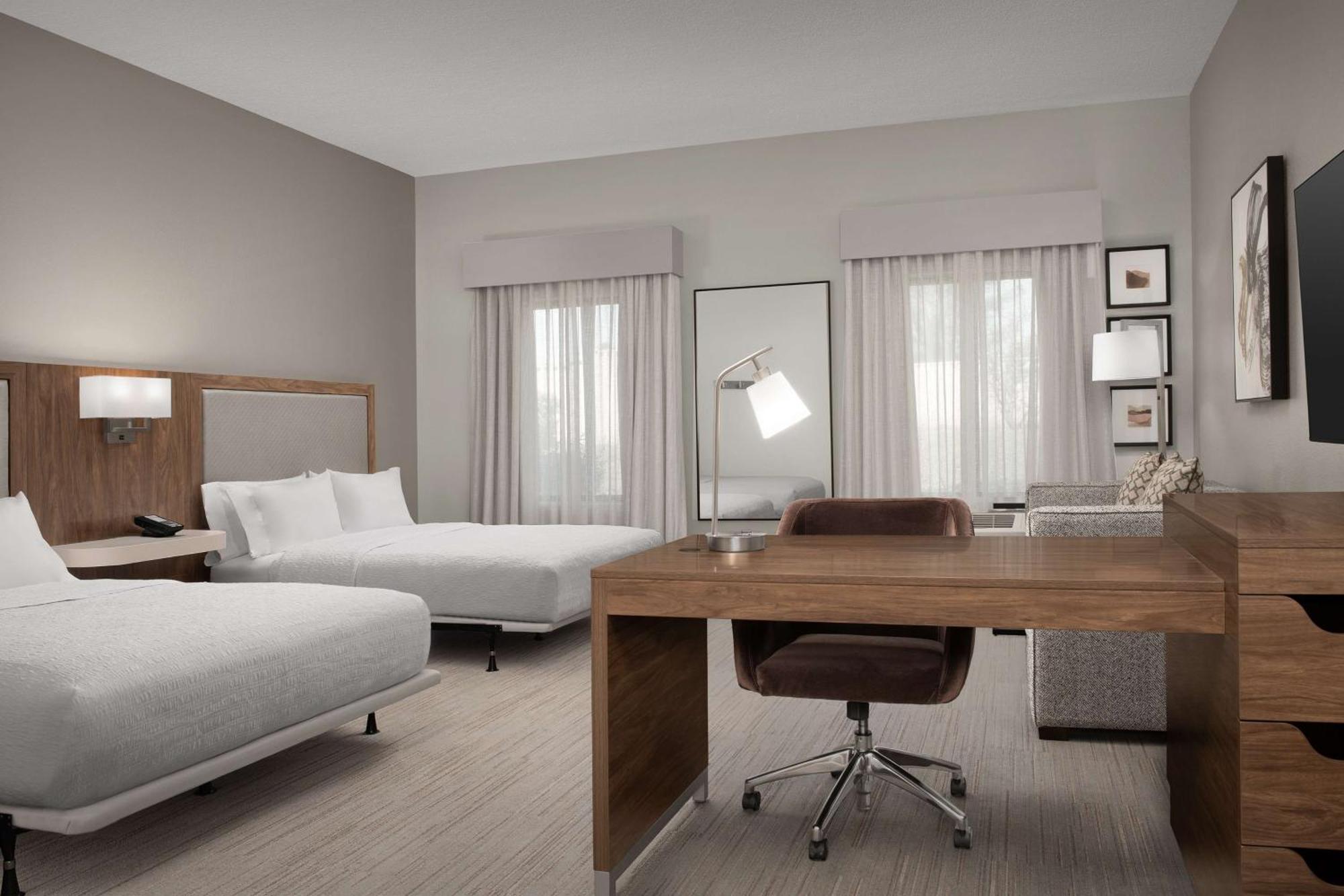 Hampton & 3* Paso Robles