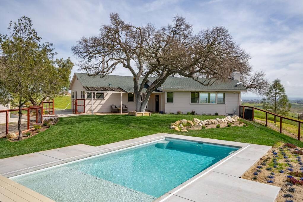 Vina Vista Estate With Heated Pool & 360 Views
