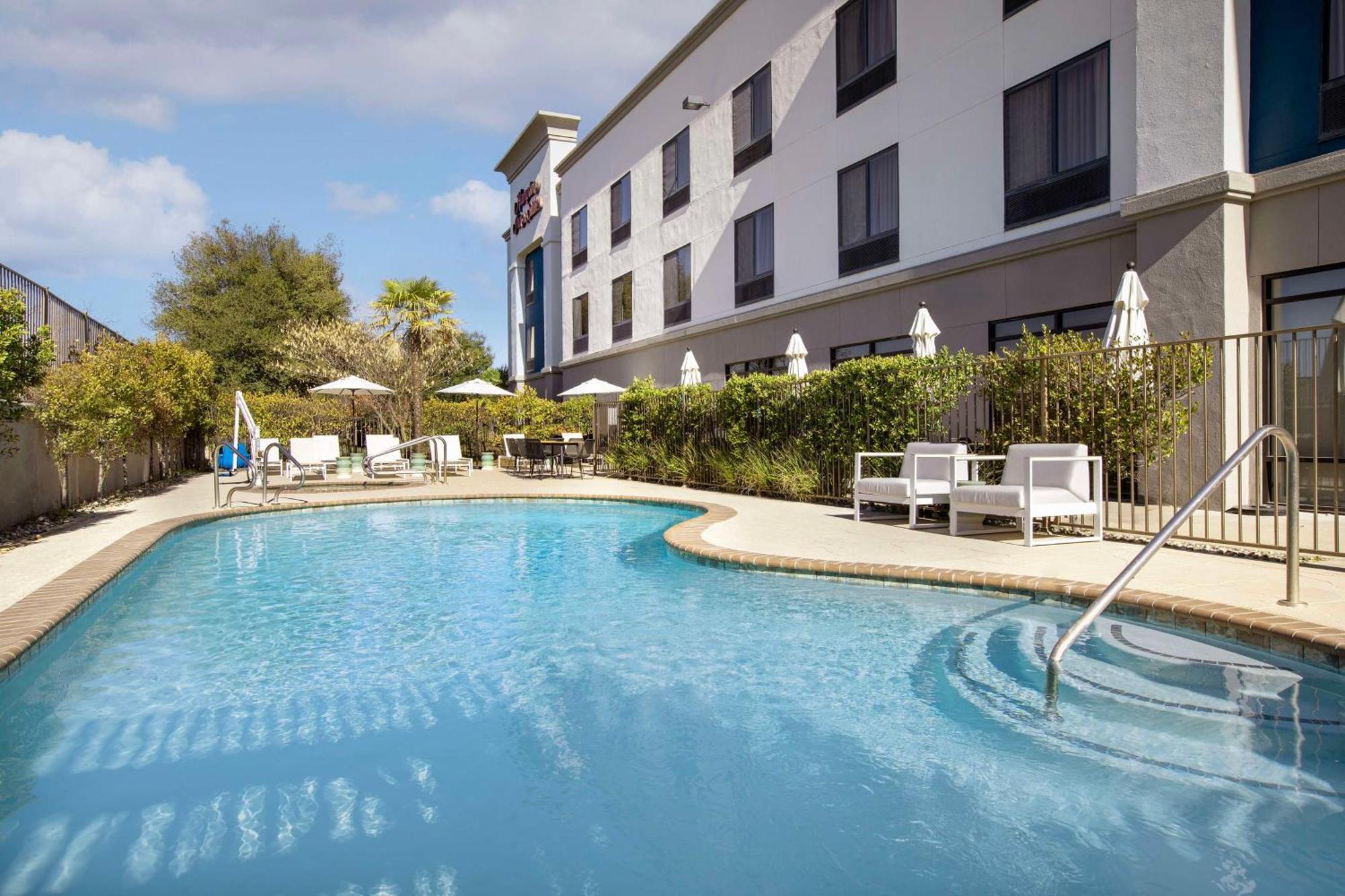 Hotel Hampton &