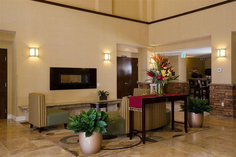 The Oaks & Hotel Paso Robles