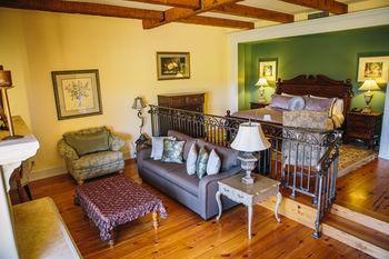 Bed & Breakfast Calipaso Winery & 4*