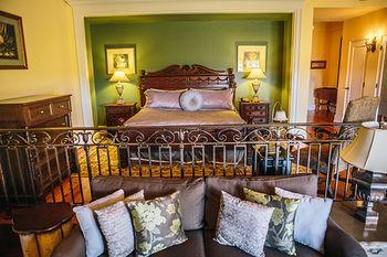 Bed & Breakfast Calipaso Winery & 4*