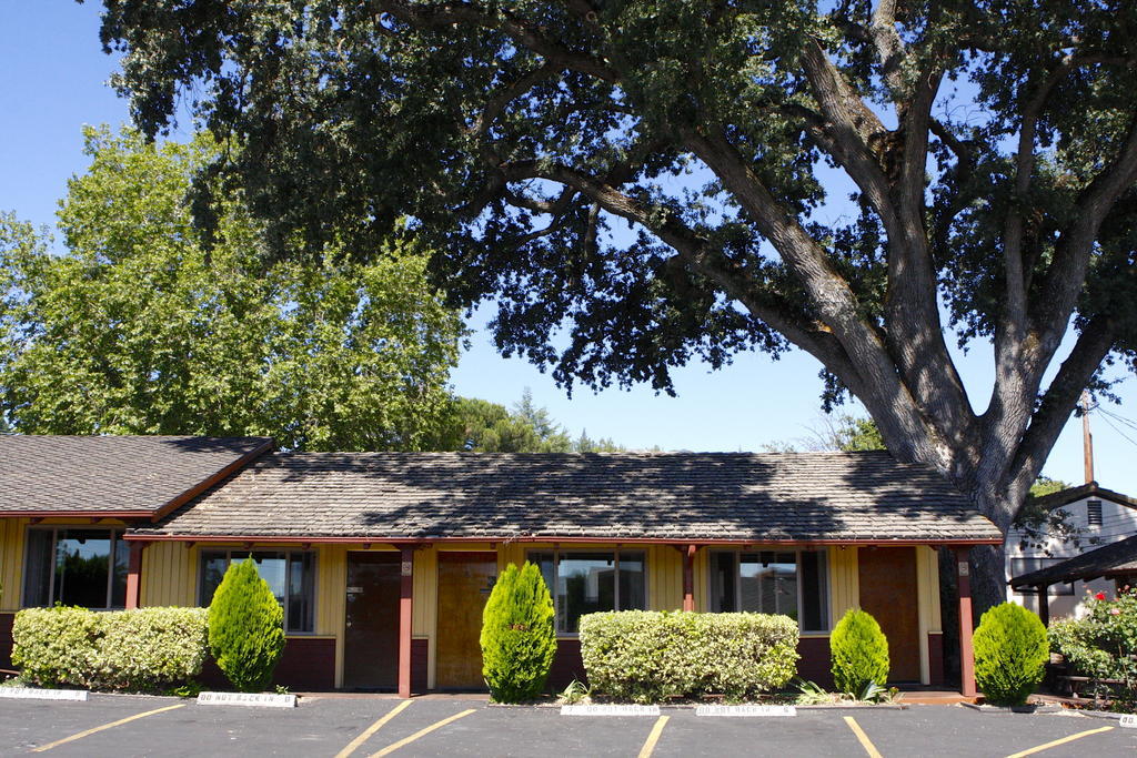 Motel Melody Ranch 2*