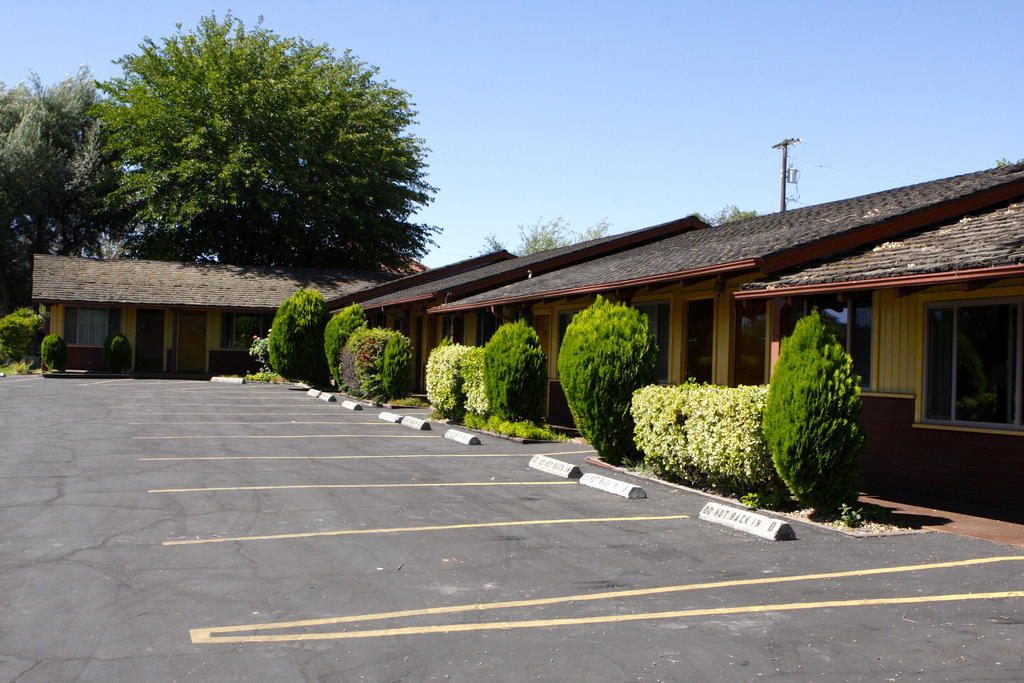 Motel Melody Ranch 2*