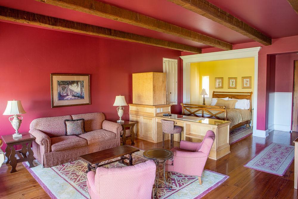 Bed & Breakfast Calipaso Winery & 4*