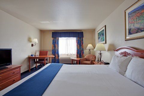 Express & - By Ihg 3* Paso Robles