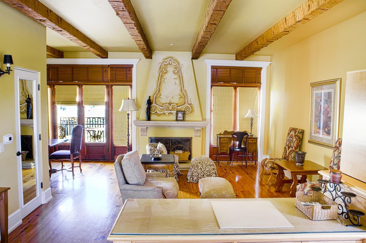 Calipaso Winery & Bed & Breakfast Paso Robles