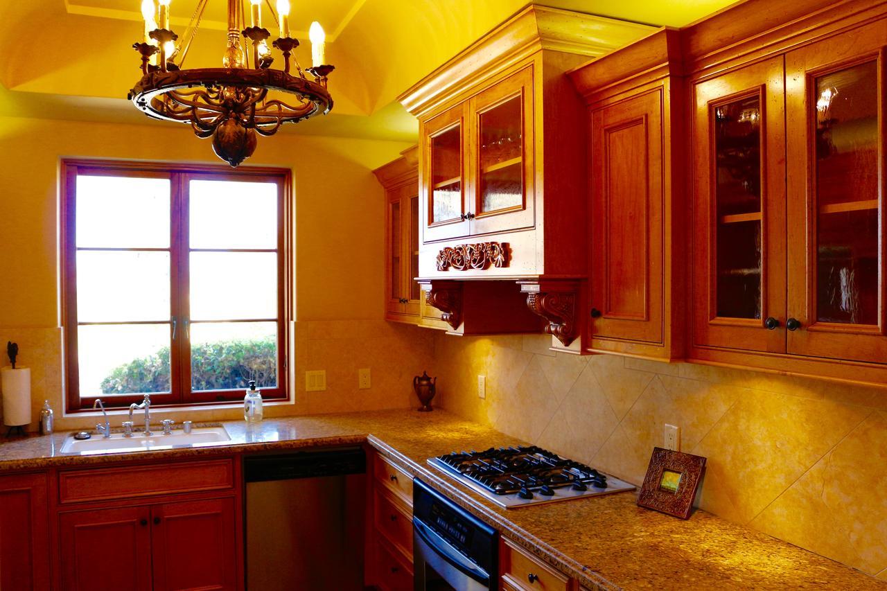 Calipaso Winery & Bed & Breakfast 4*