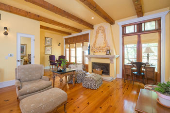 Bed & Breakfast Calipaso Winery & Paso Robles