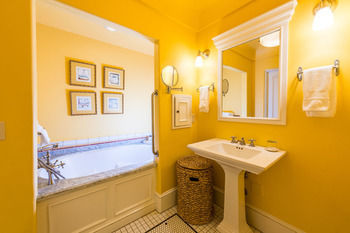 Bed & Breakfast Calipaso Winery & 4*