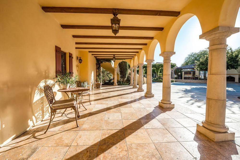 Calipaso Winery & Bed & Breakfast Paso Robles