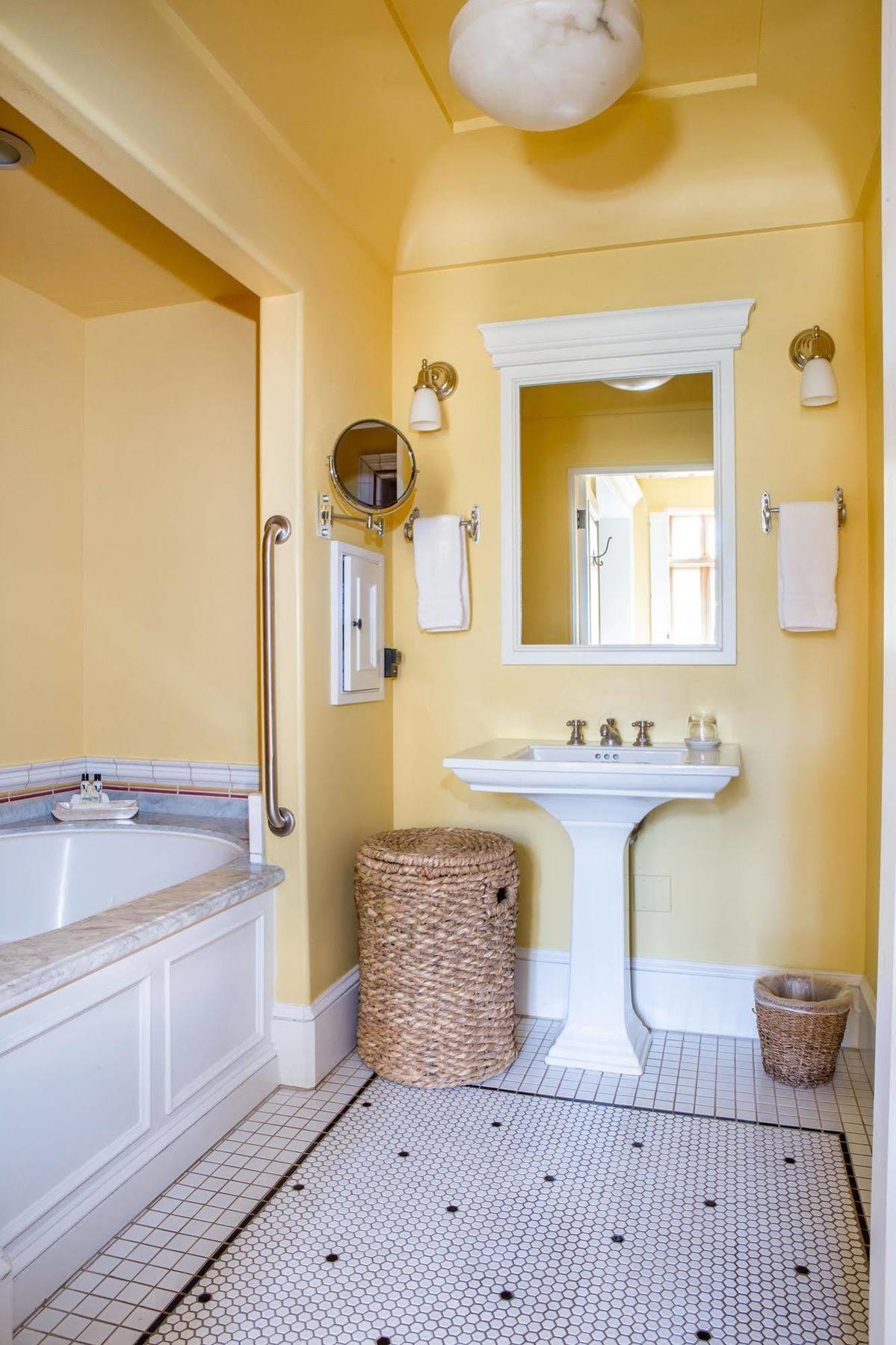 Bed & Breakfast Calipaso Winery & 4*