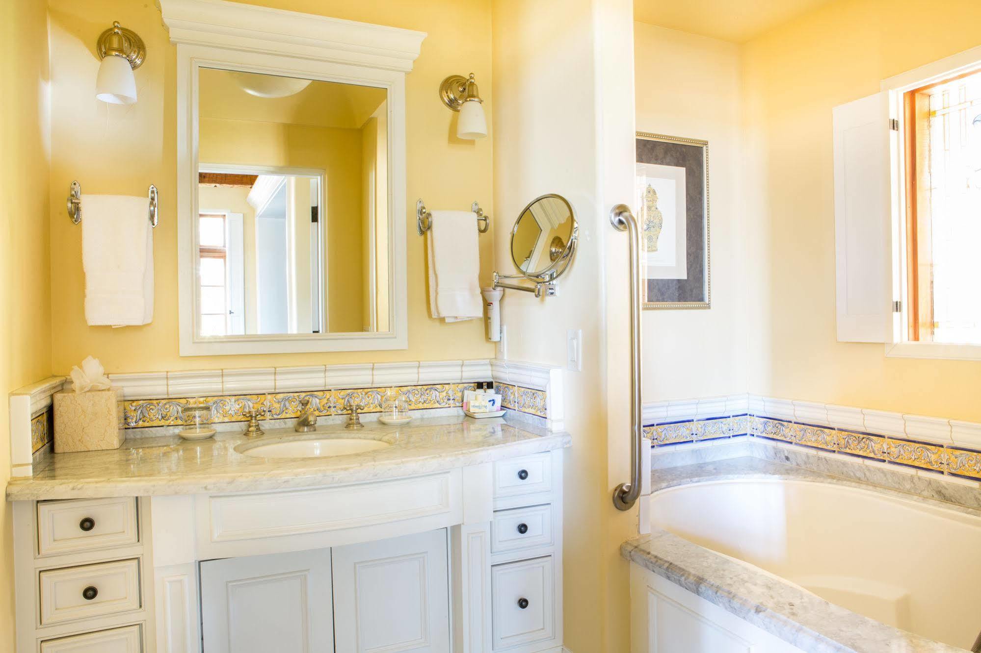 Bed & Breakfast Calipaso Winery &
