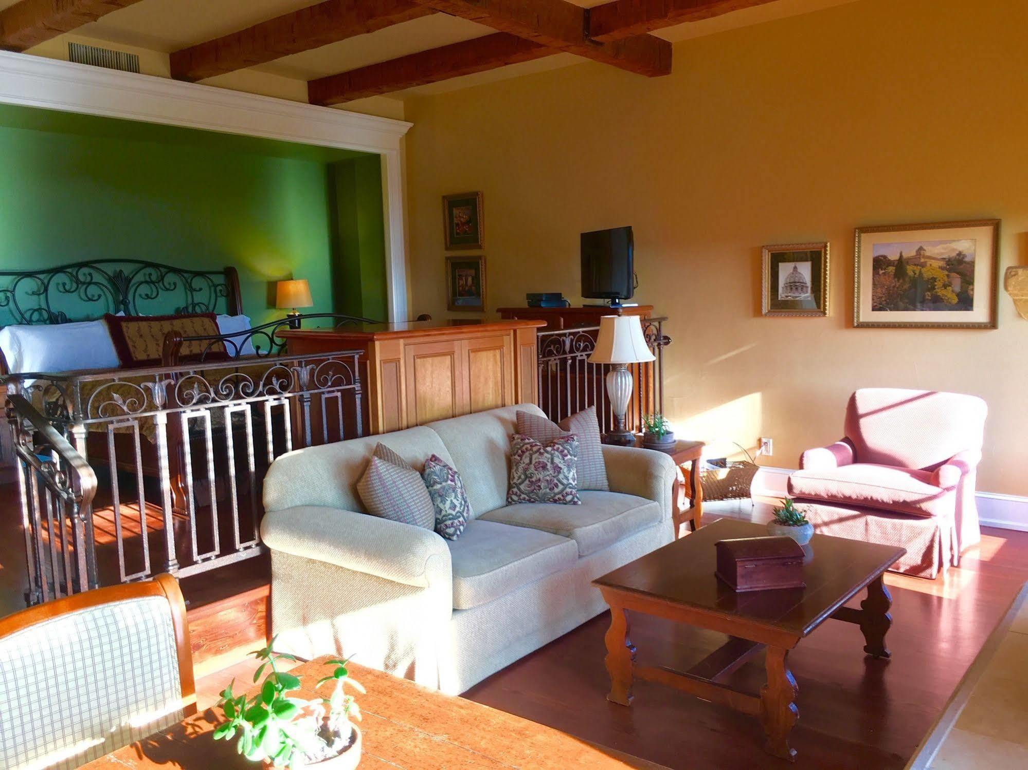 Calipaso Winery & Paso Robles