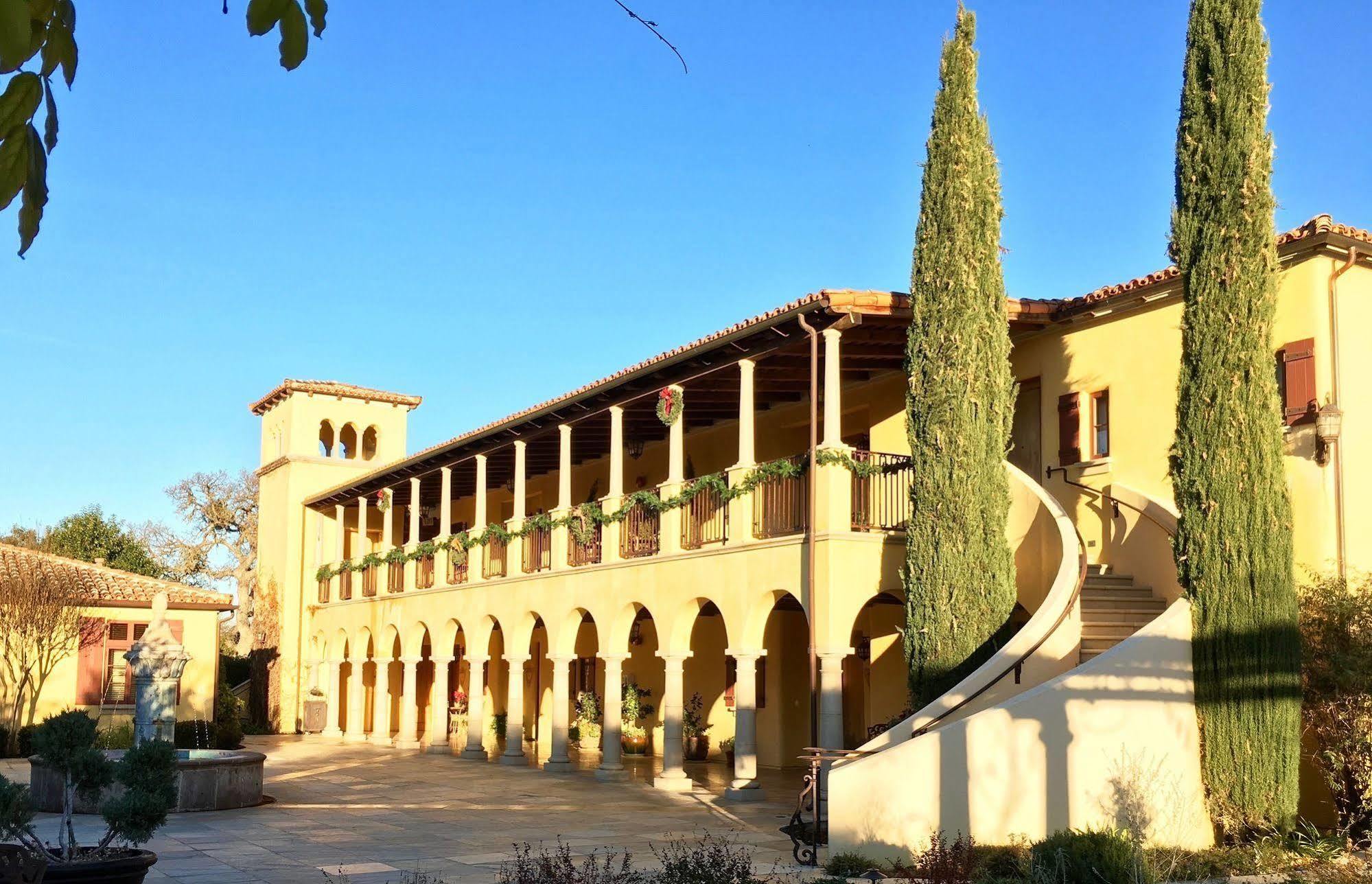 Bed & Breakfast Calipaso Winery & Paso Robles