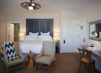 Summerwood Inn