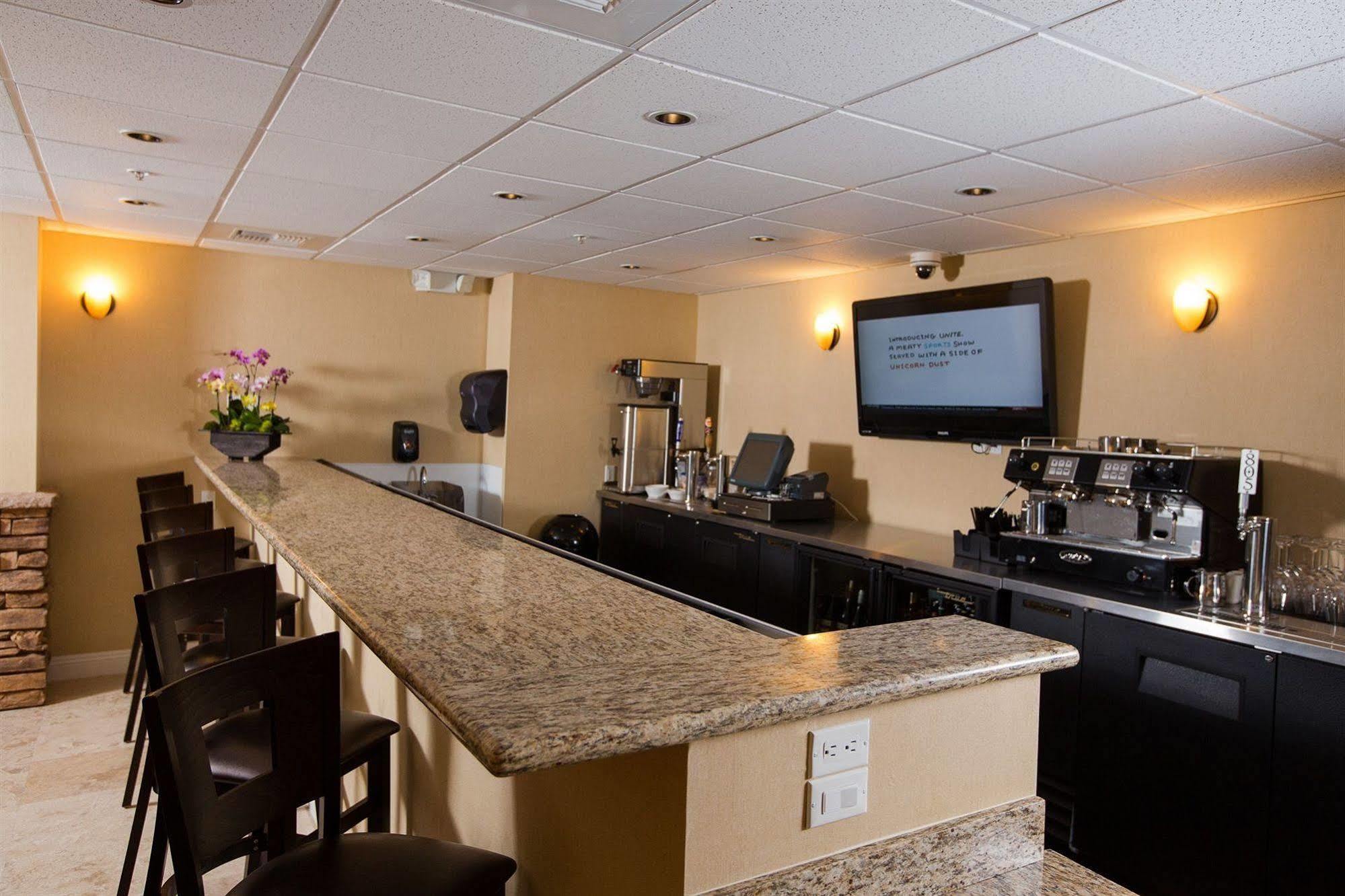 Hotel The Oaks & Paso Robles