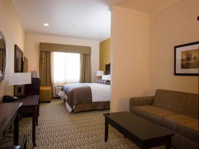 The Oaks & Hotel 4*