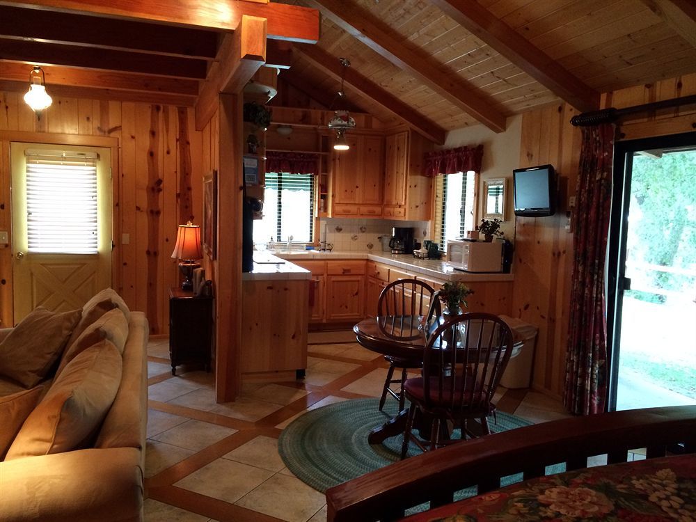 Bed & Breakfast Creekside Of Paso Robles