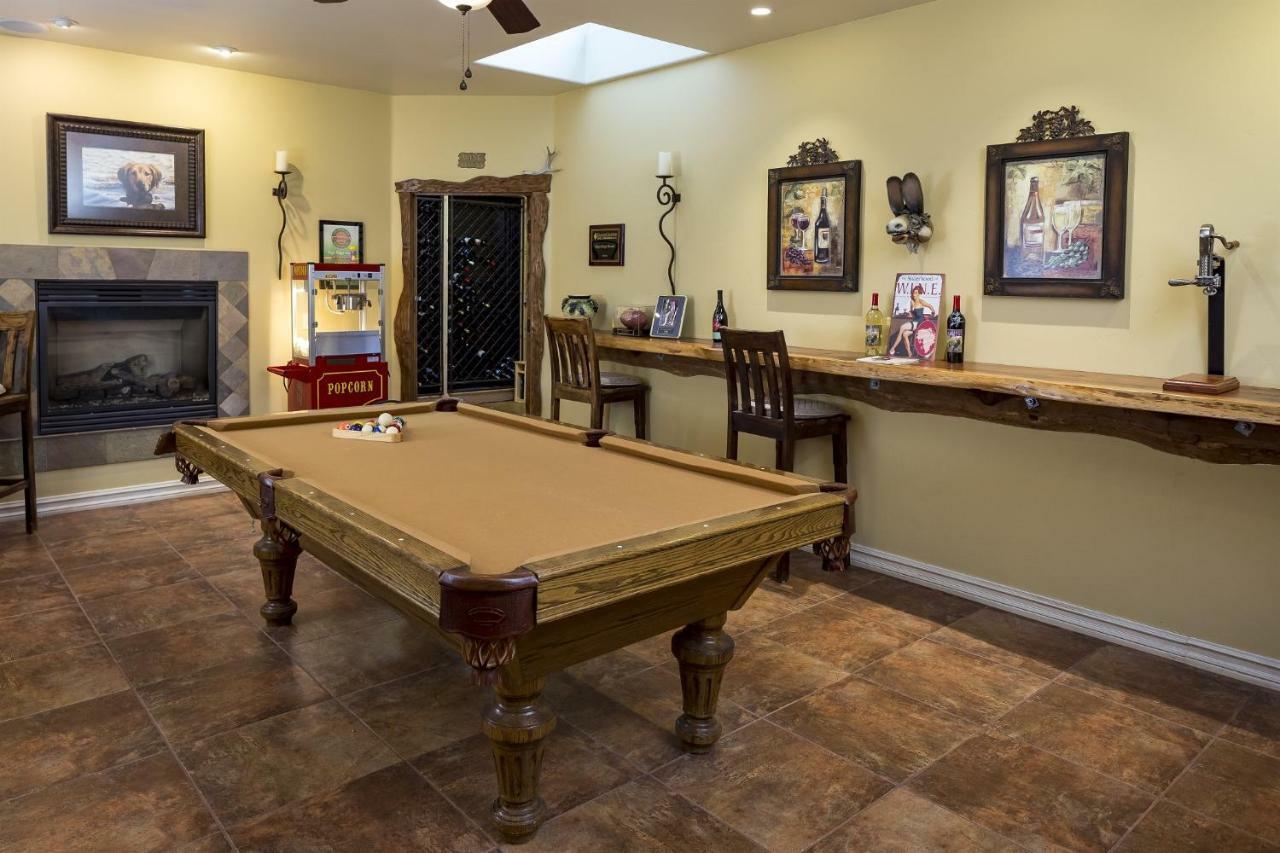 Bed & Breakfast High Ridge Manor 4*