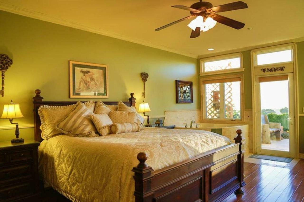 High Ridge Manor 4* Paso Robles