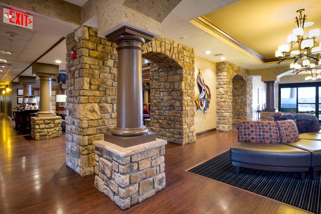 Hampton & Paso Robles